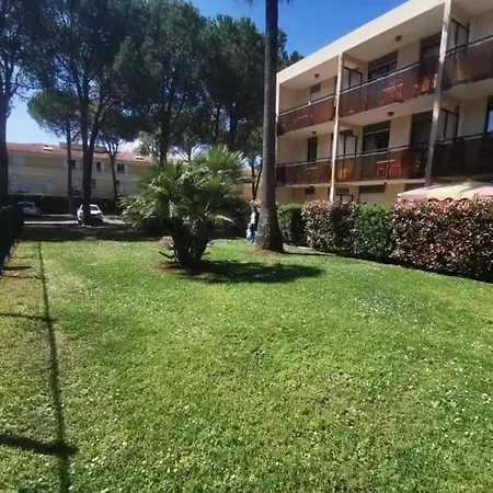 Dans De Avec Piscine , Parking Prive, Climatise, 4 Couchages, La Napoule Pres De Cannes ! Lejlighed